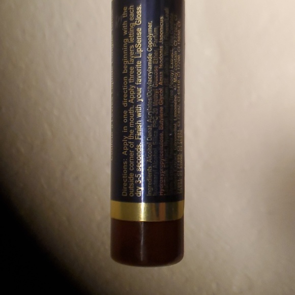 Lipsense Long-Lasting Lip Color Mulled Wine. - Picture 8 of 9